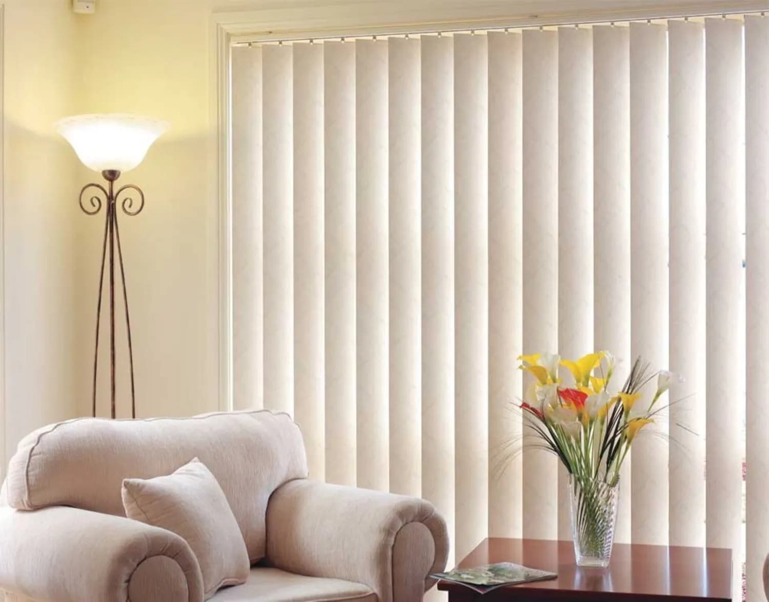 5 EASY STEPS TO CLEAN VERTICAL BLINDS AT HOME