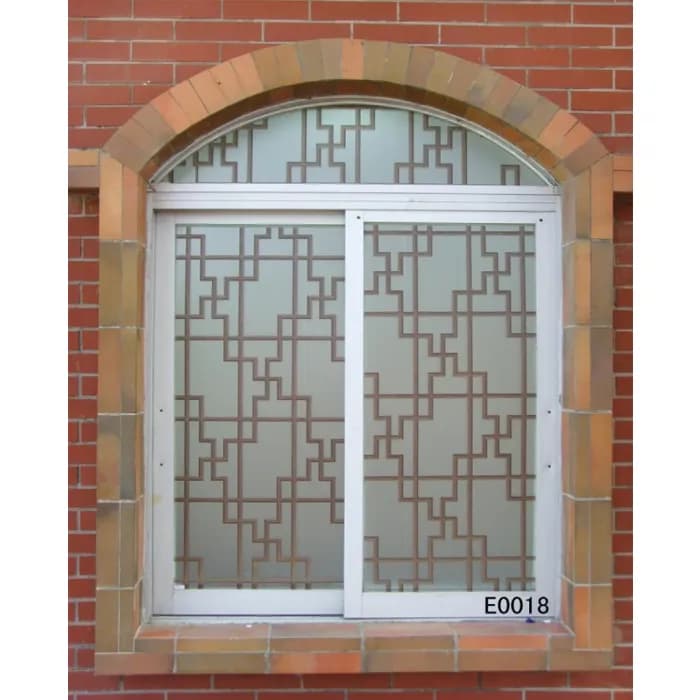 Amcor International Oorja GlassE018-(WOODEN-BARS)