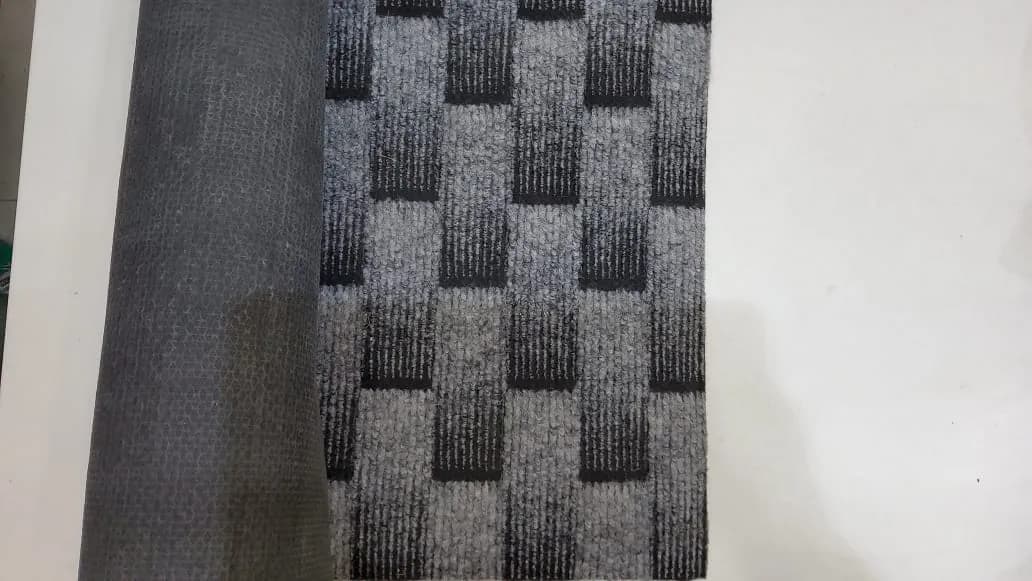Premium Ribbed 12 Moisture Trapping Mat - Ultimate Floor Protection