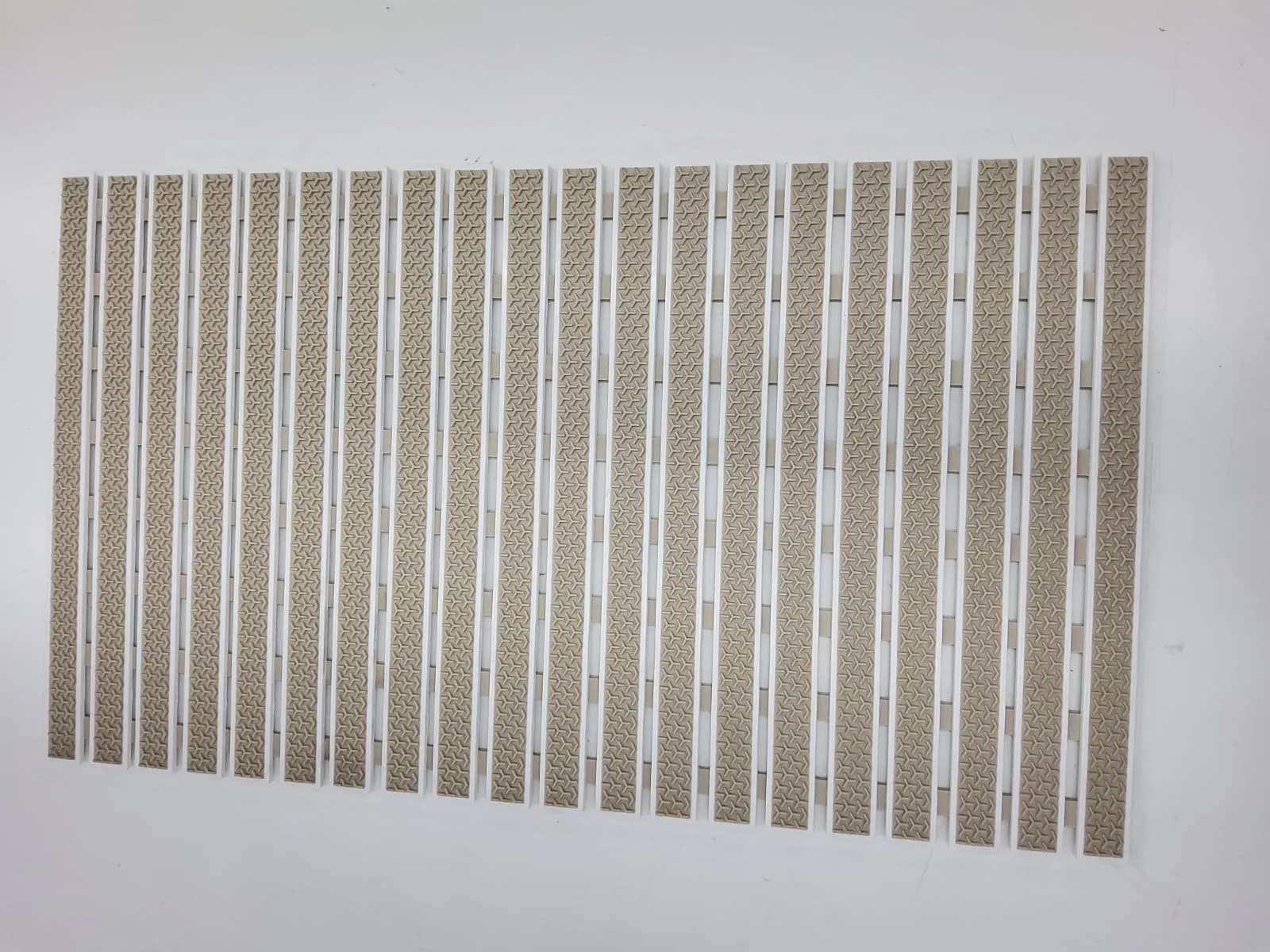 Luxury Non-Slip Shower Mat - Soft, Quick-Dry Bathroom Safety