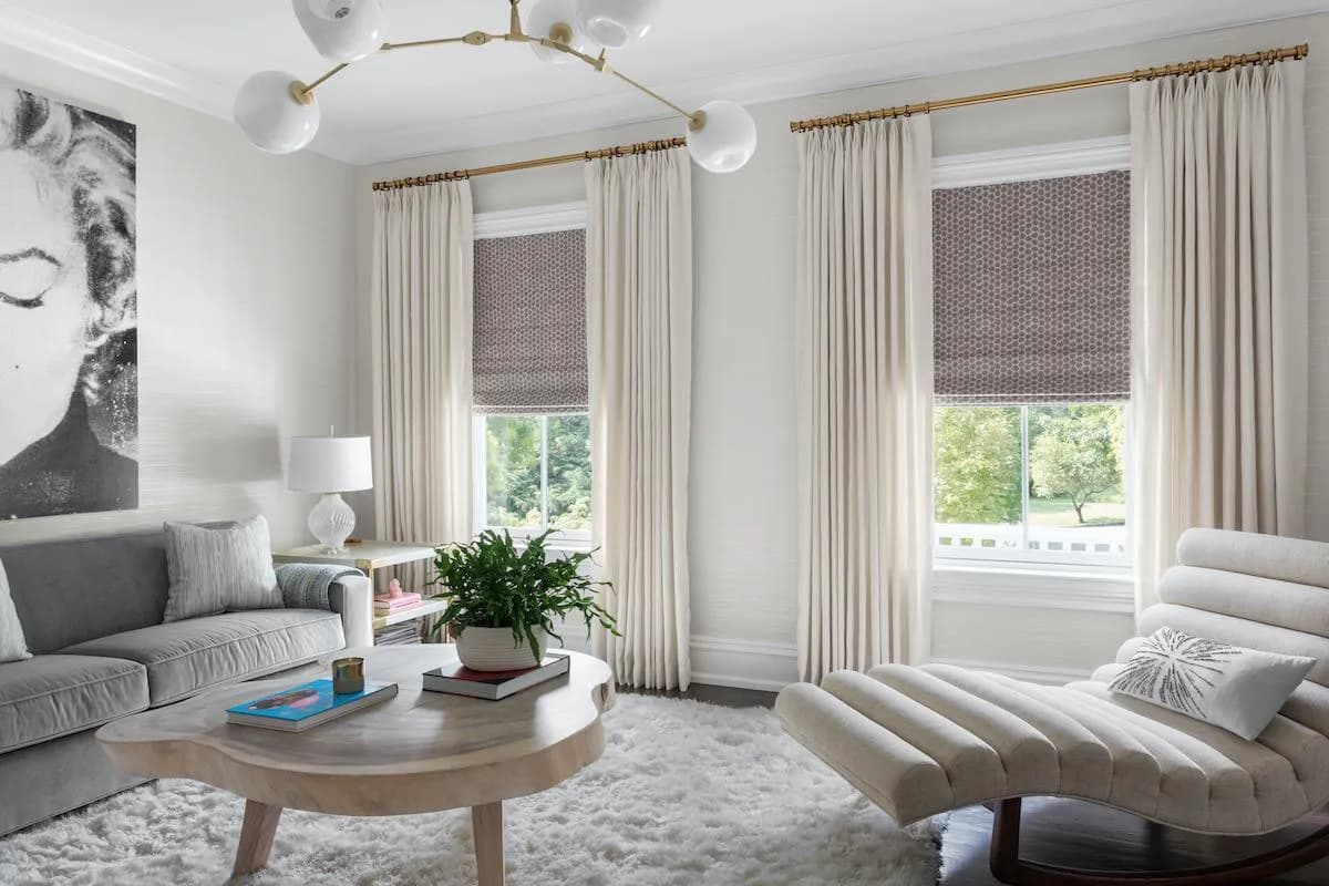 Choosing the Right Venetian Blinds for Your Living Room