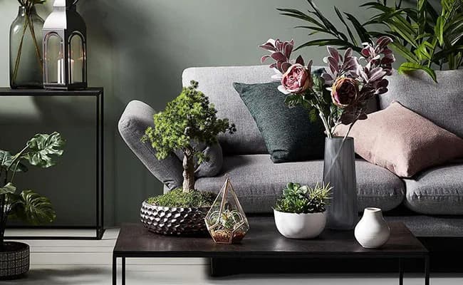 Top 5 Benefits of Using Artificial Plants in Home Décor