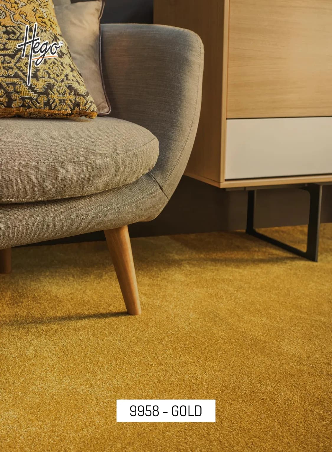 99558- GOLD Hego Shine Carpet Roll - Durable and Stylish Flooring